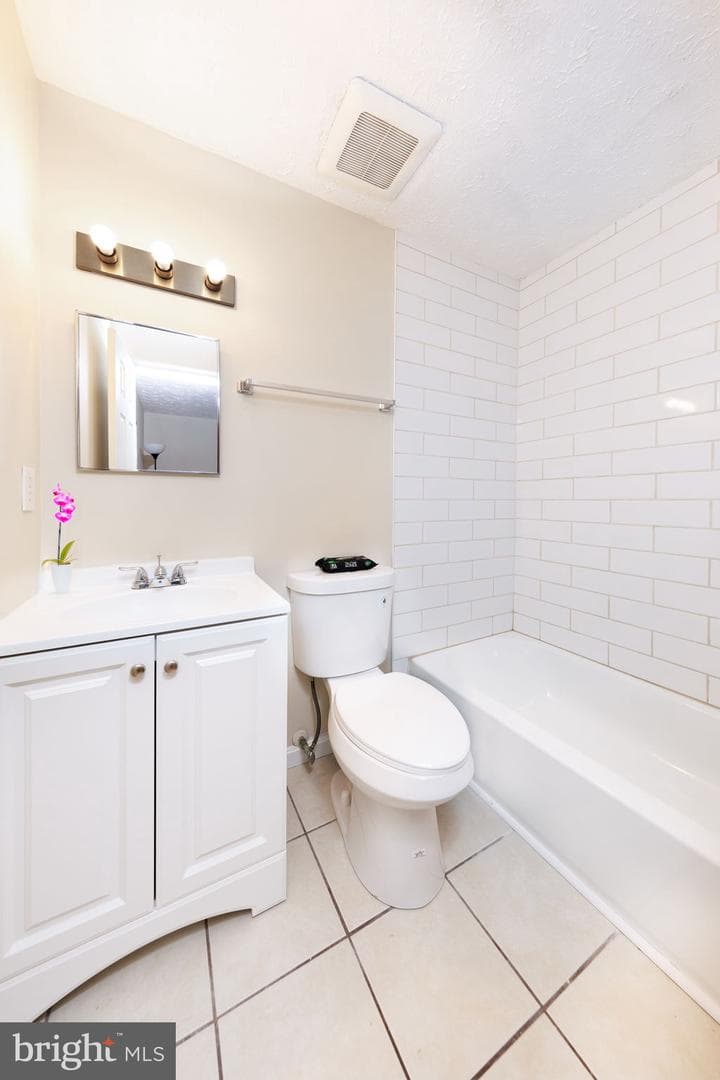 3720 Silver Park Court photo 5