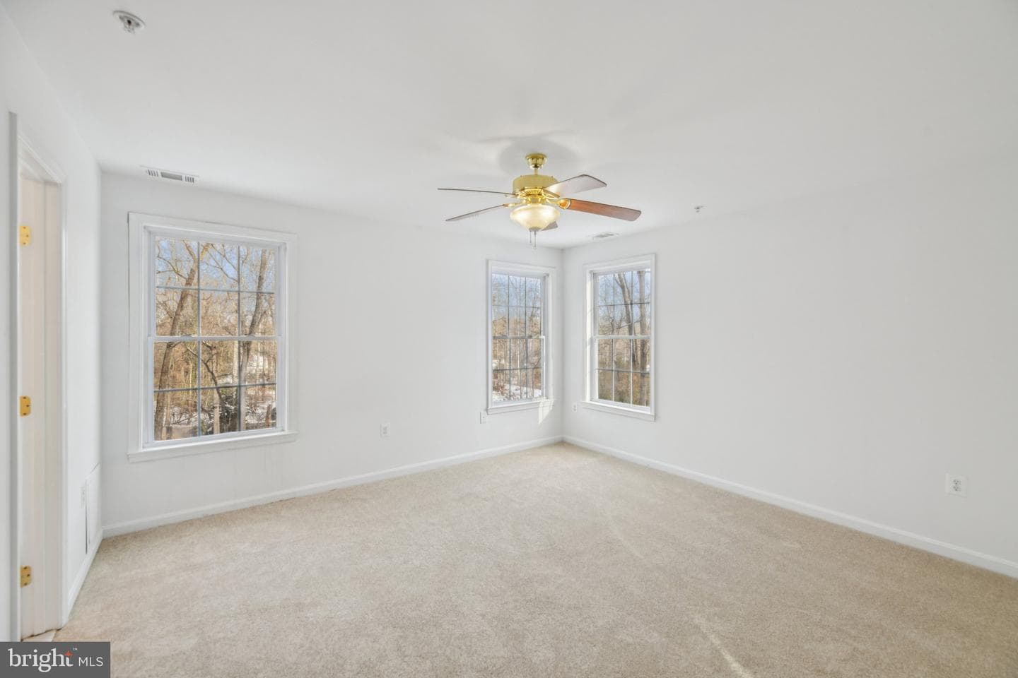 205 Captain Brendt Drive photo 12
