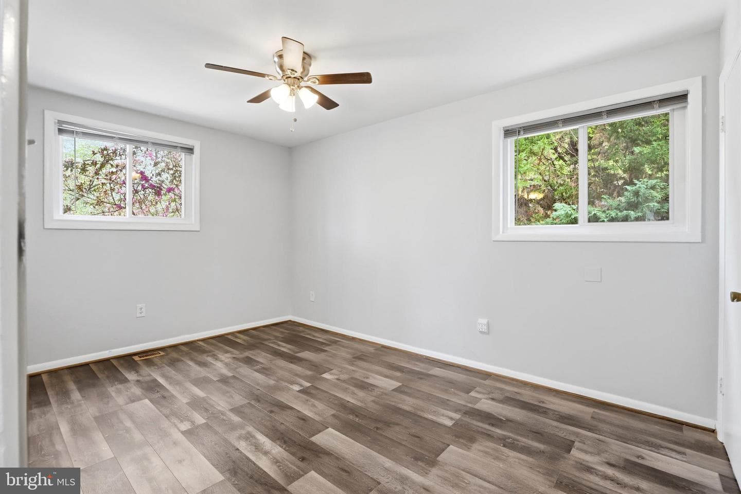 10000 Carnot Drive photo 21