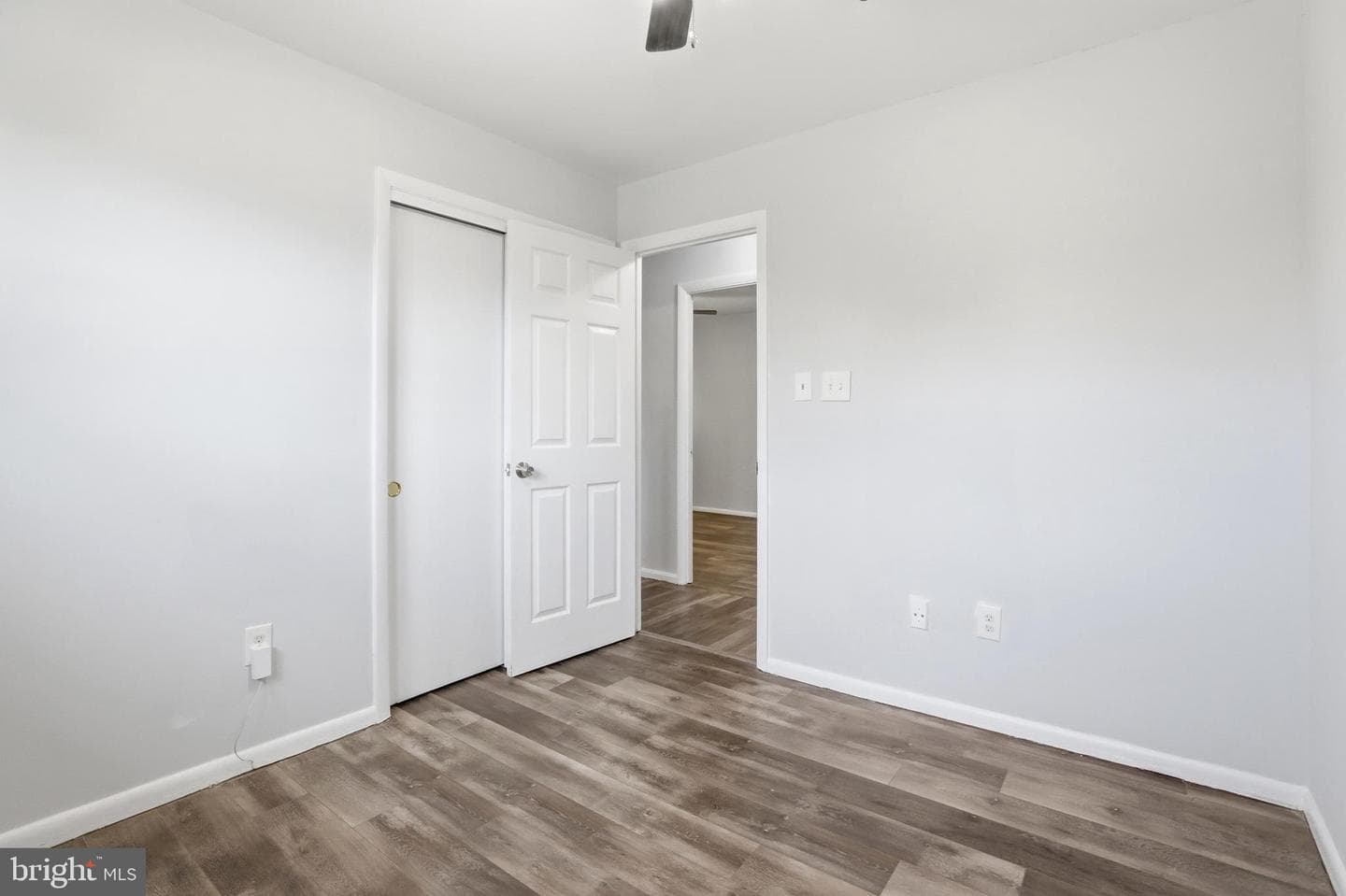 10000 Carnot Drive photo 25