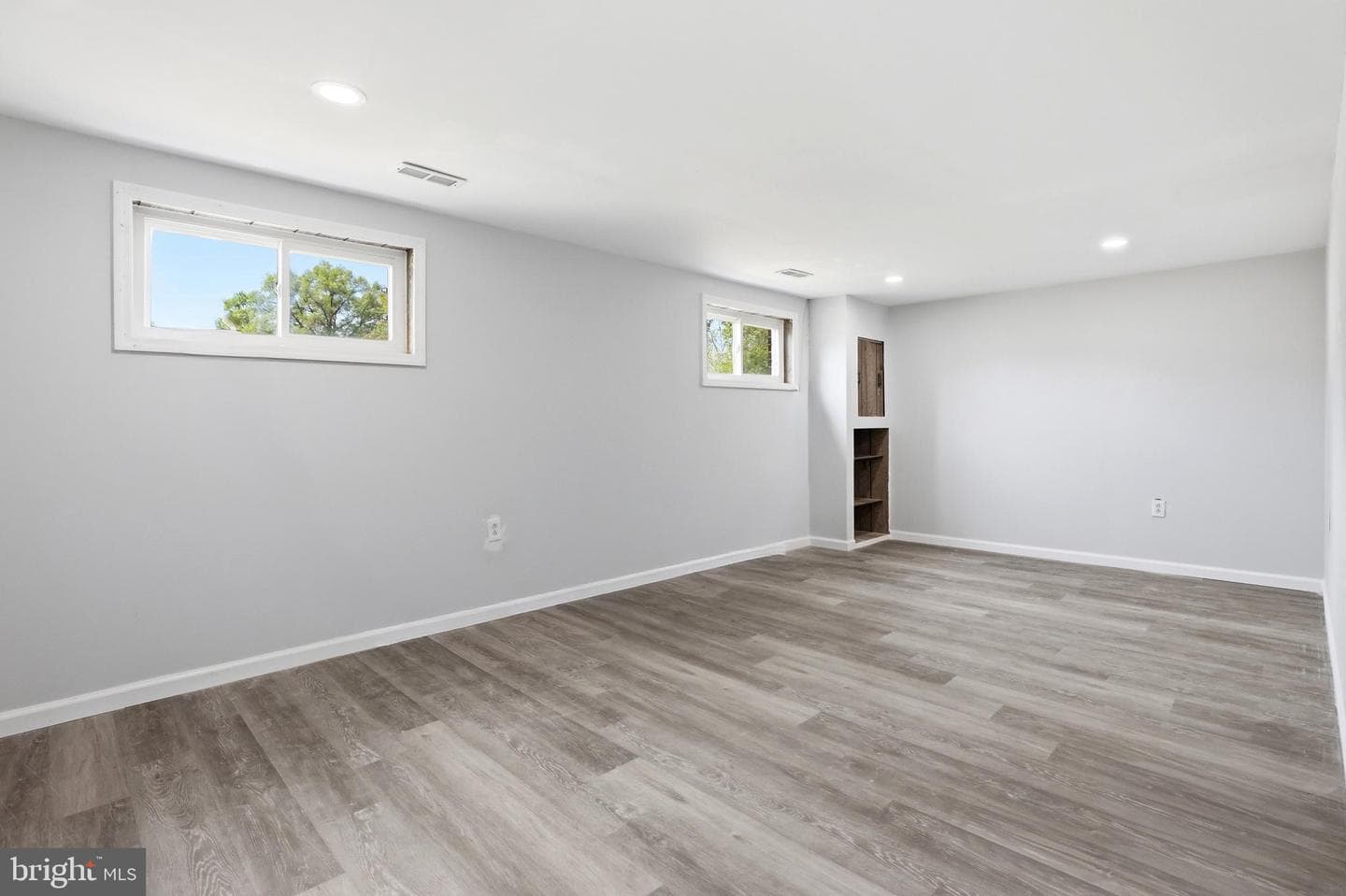 10000 Carnot Drive photo 30