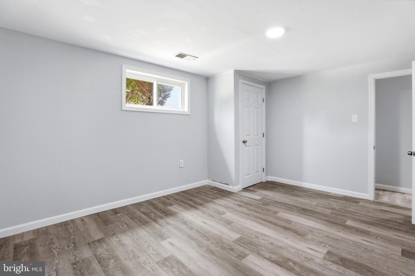 10000 Carnot Drive photo 42