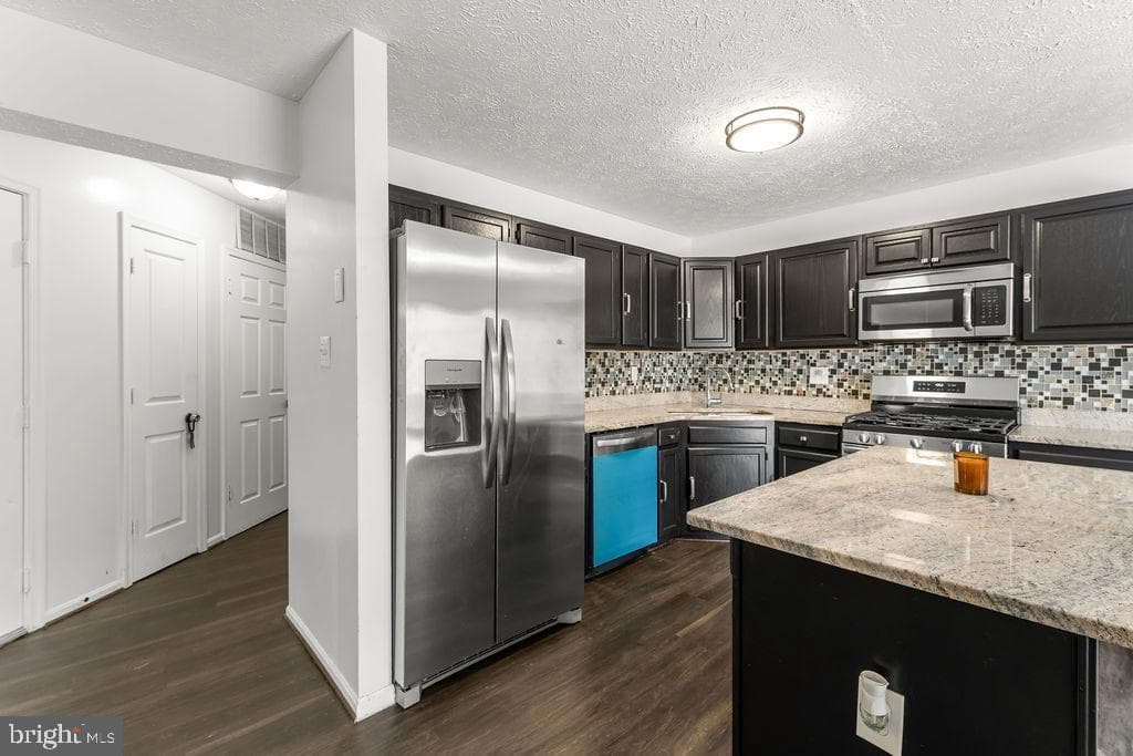 3402 Forest Rose Court photo 10