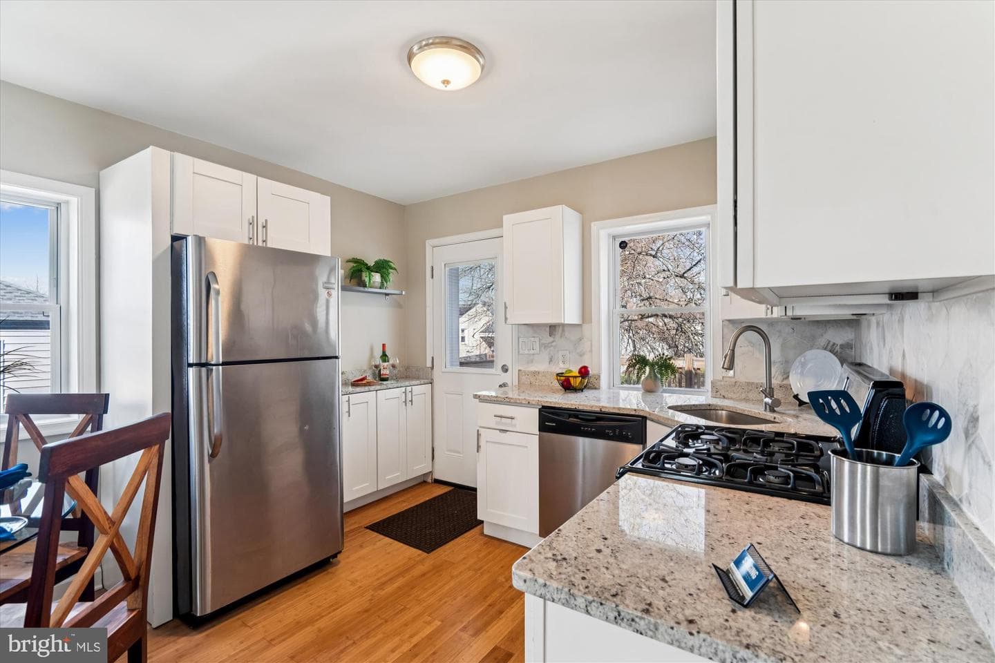 1307 Nome Street photo 9