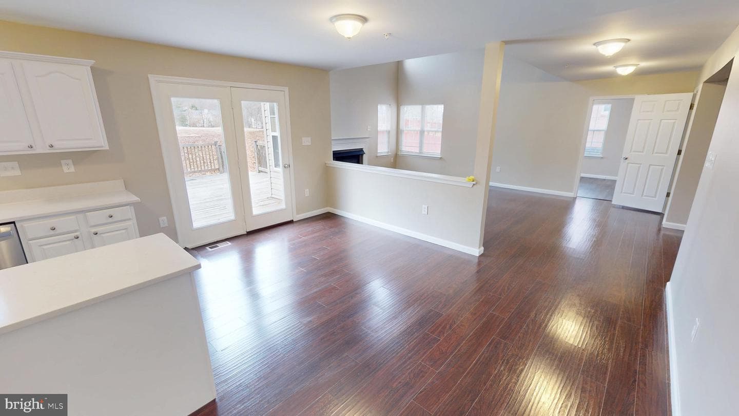 725 Gleneagles Drive photo 39