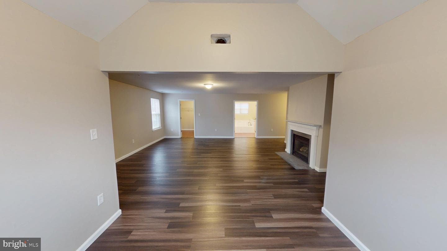 725 Gleneagles Drive photo 86