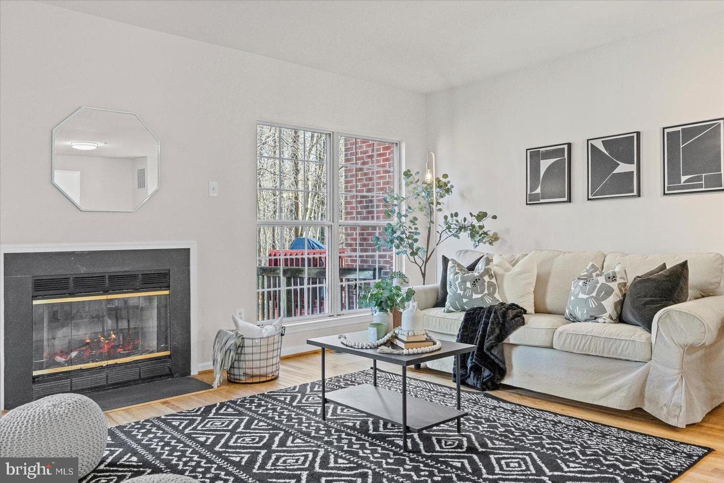 9317 Dortmund Court photo 5