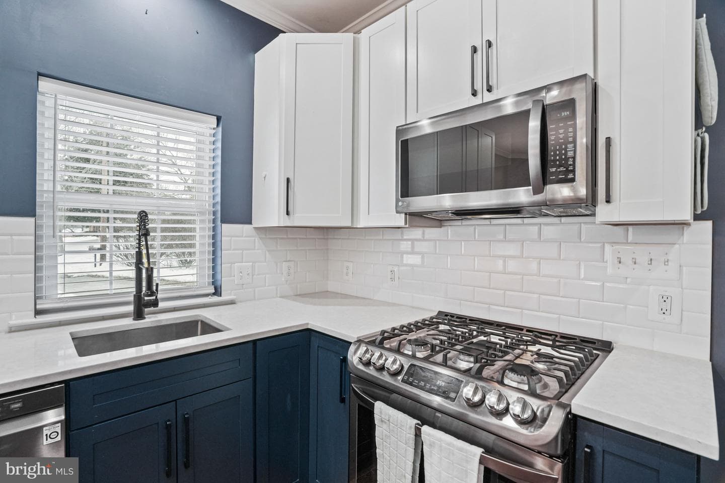 10908 Dower House Court photo 8