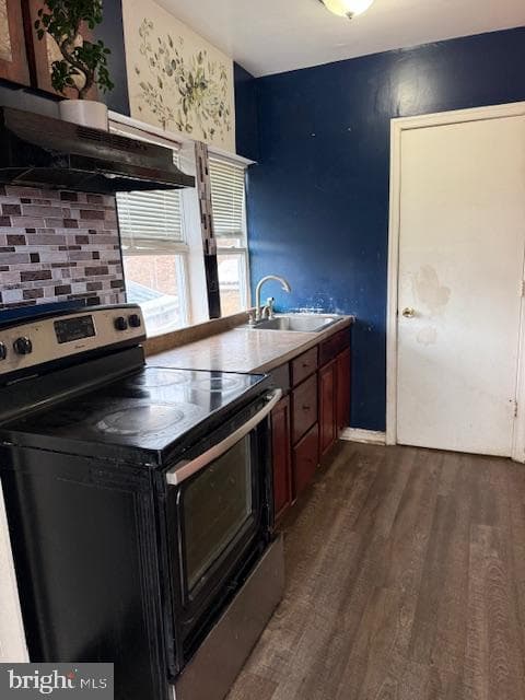 1007 Balsamtree Drive photo 2