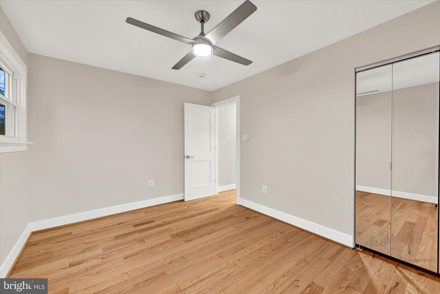 9603 Beachwood Avenue photo 19