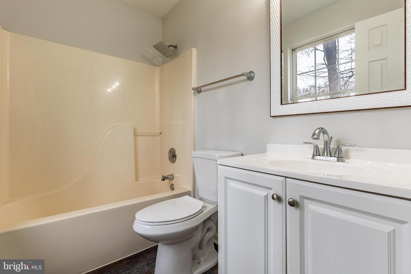 17303 Newton Court photo 13