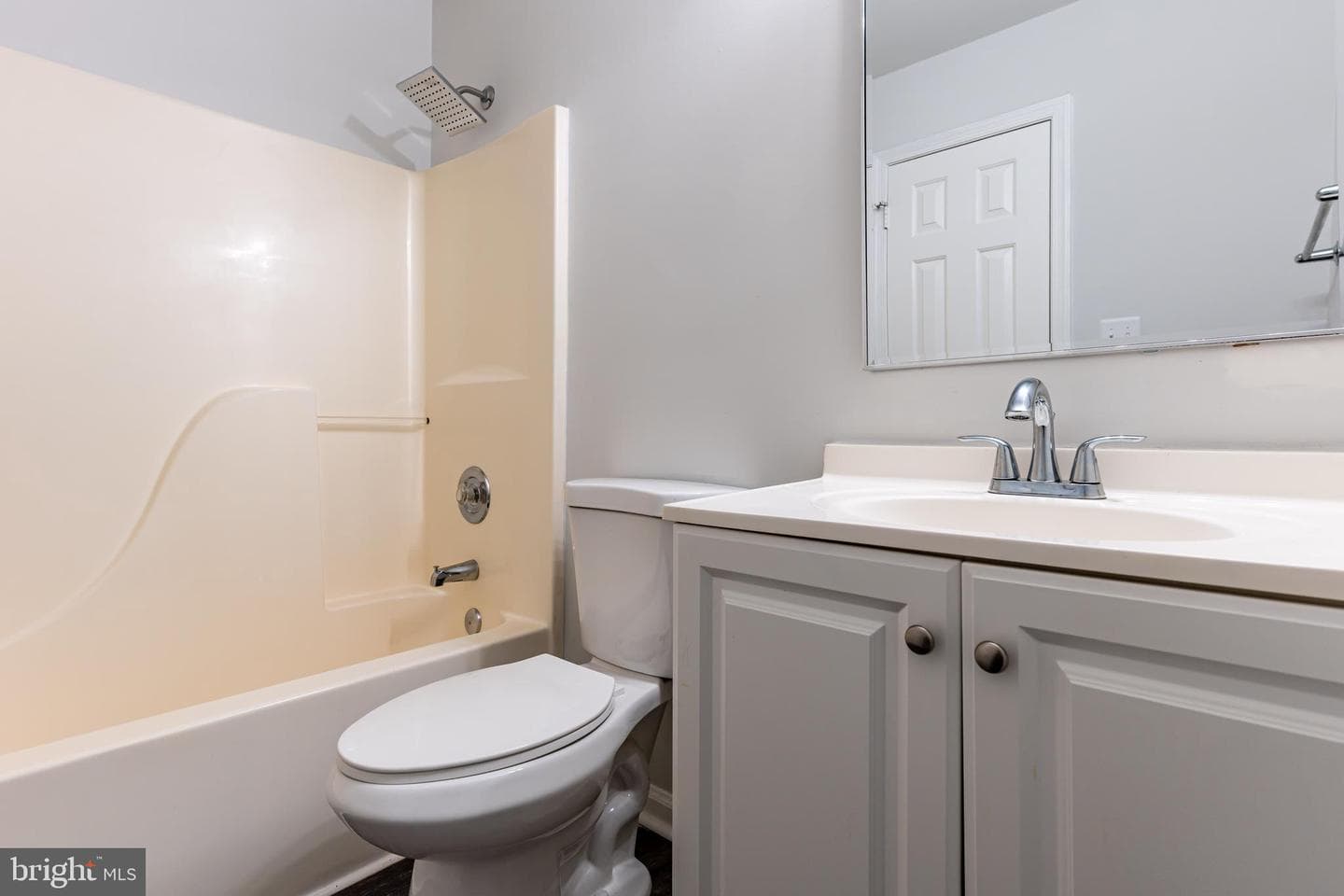 17303 Newton Court photo 20