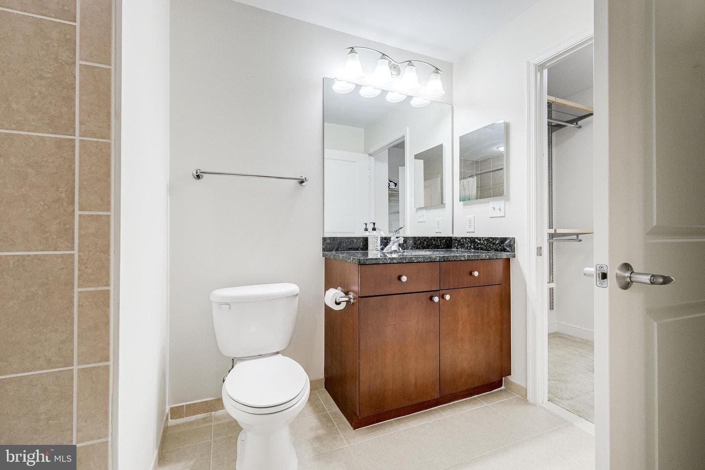 155 Potomac Passage #712 photo 28