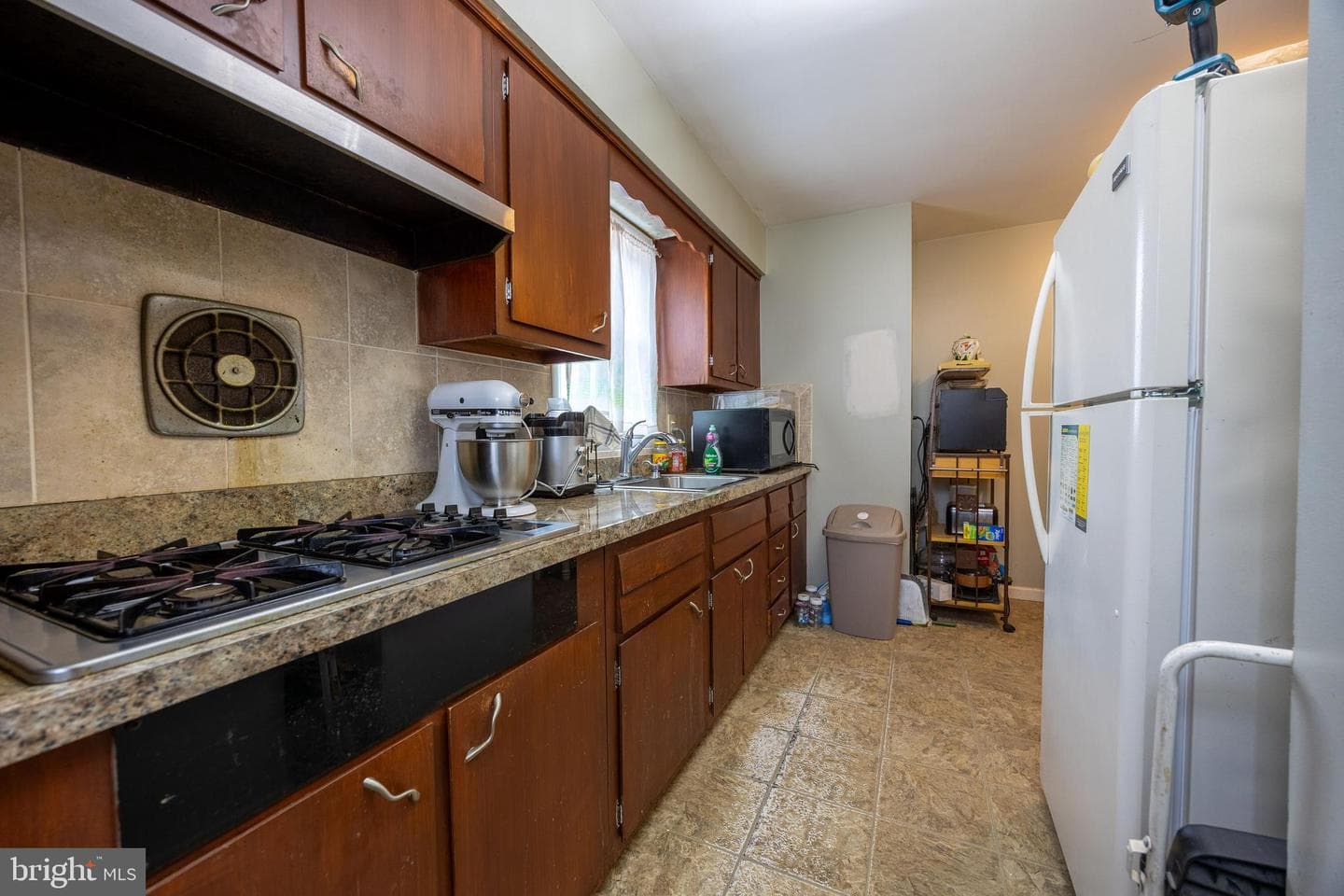 5513 Cordona Street photo 9