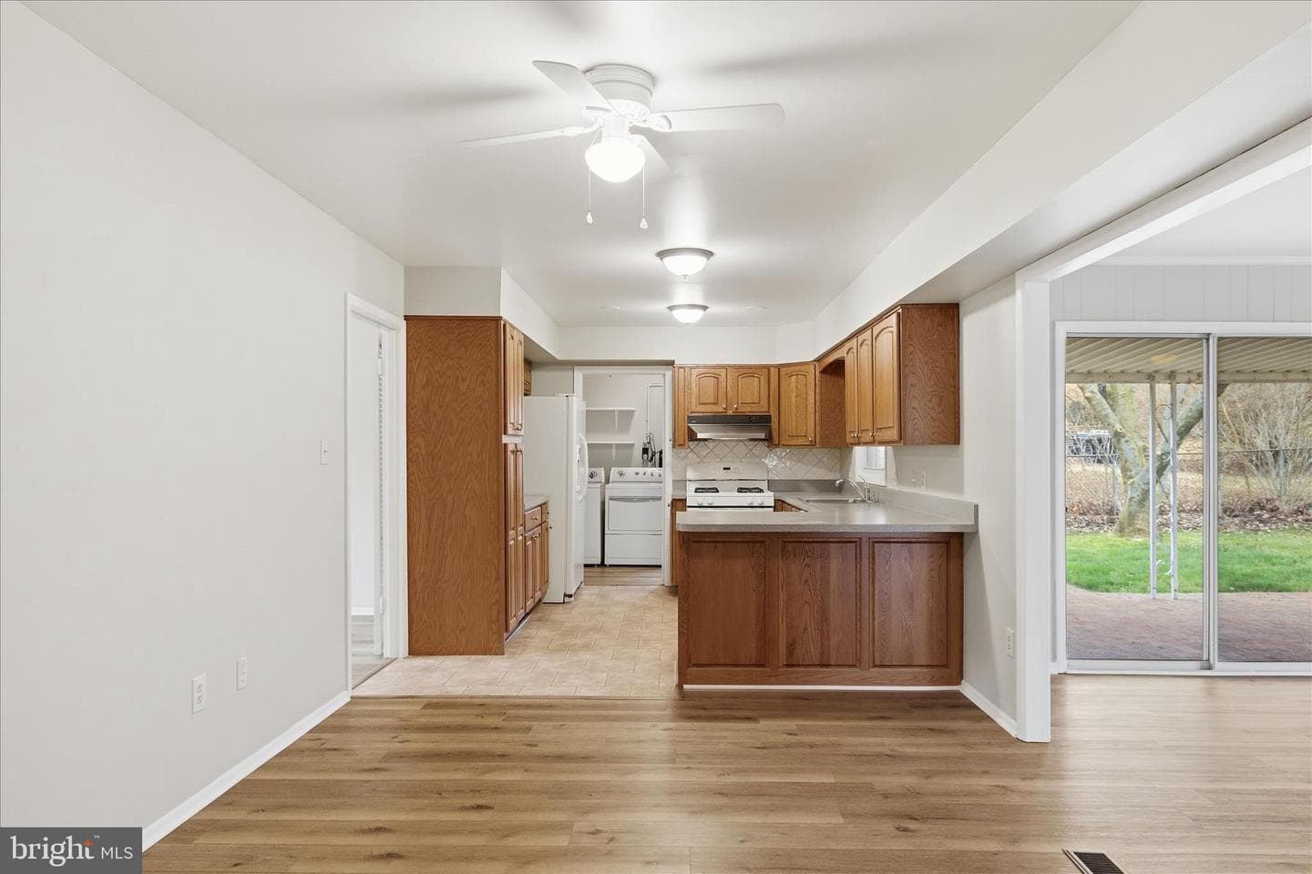 3008 Teak Lane photo 21