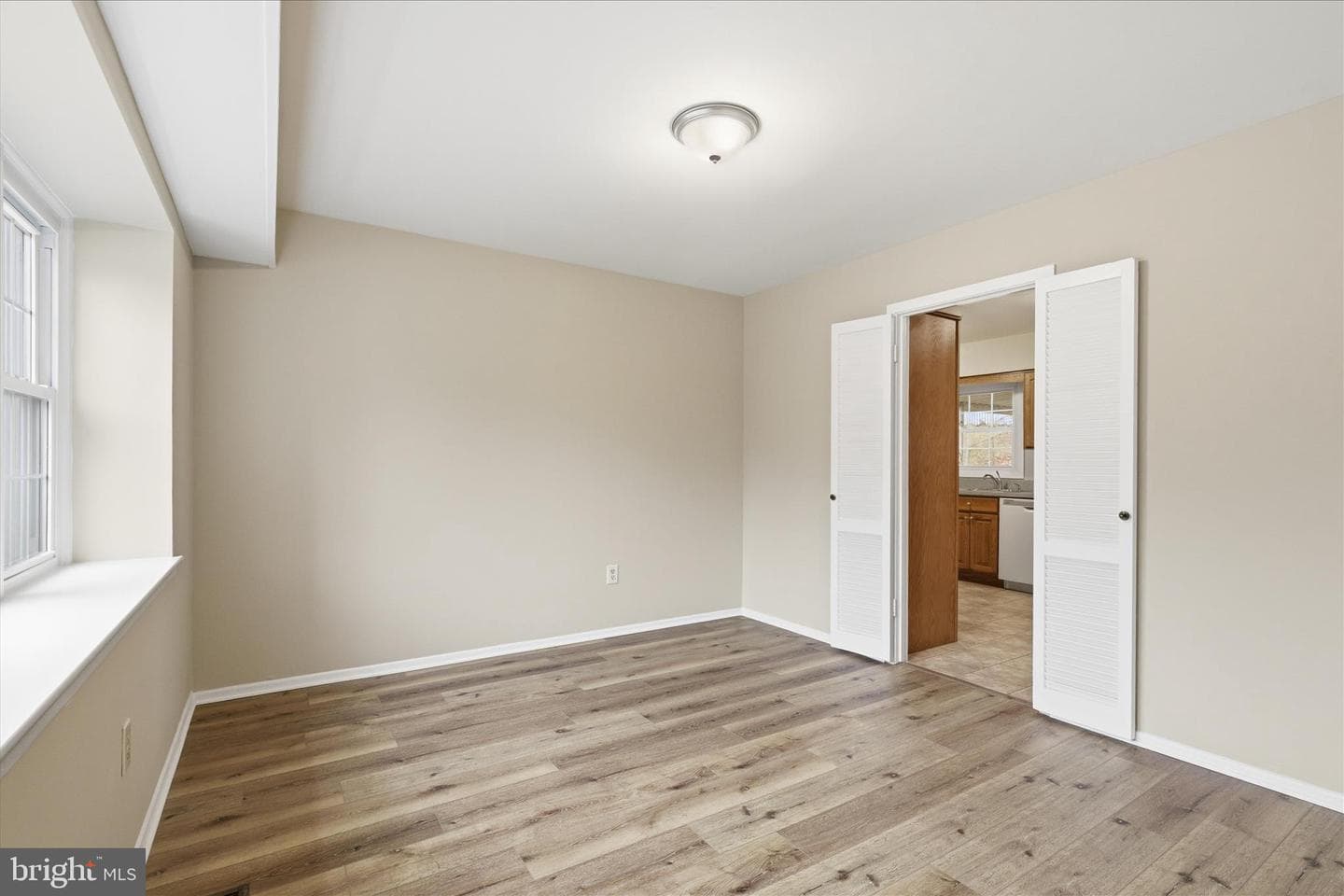 3008 Teak Lane photo 27