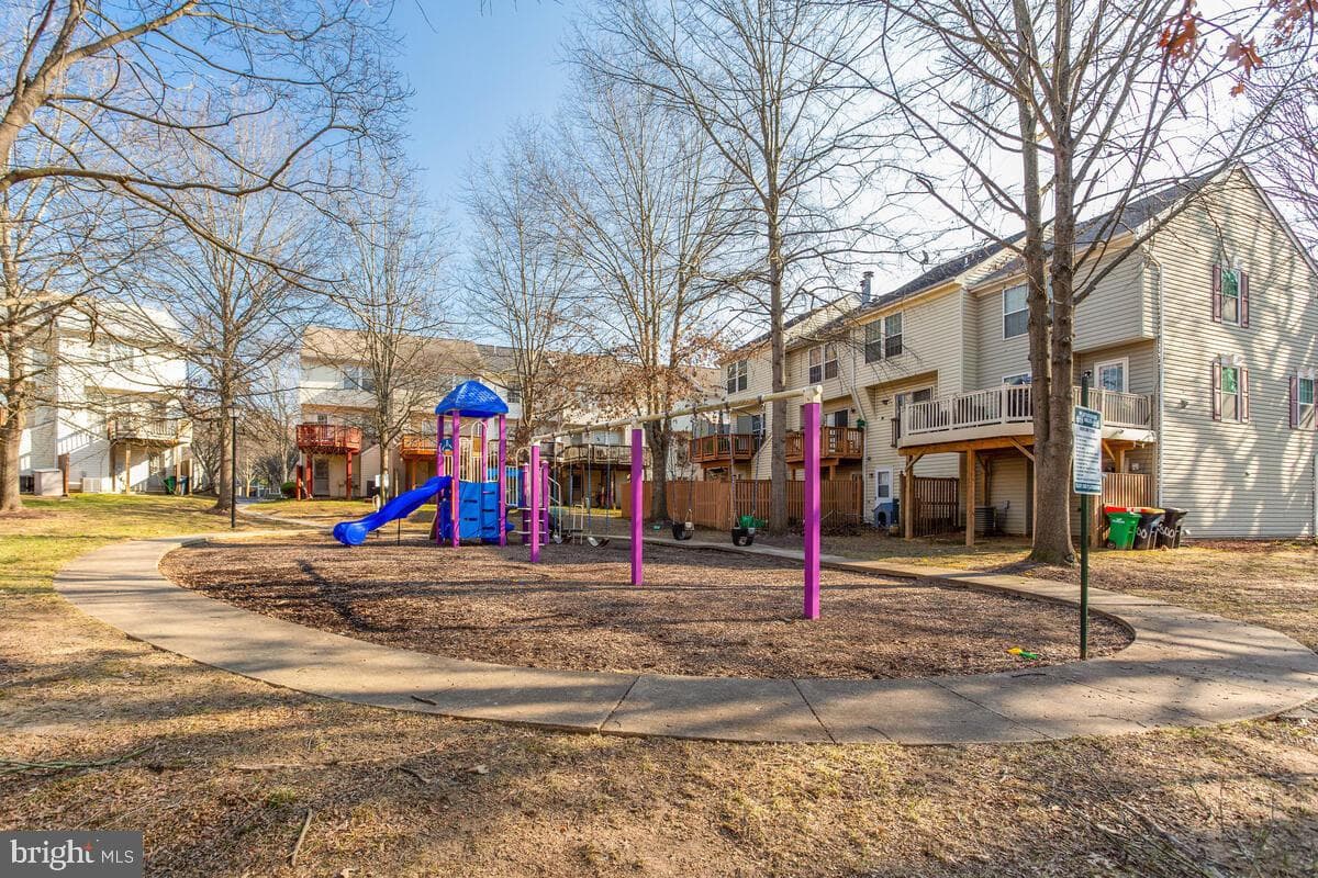 13805 Fareham Lane photo 6