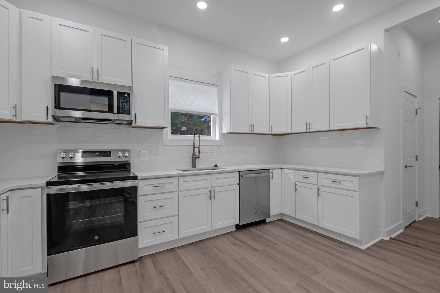 3002 Bunker Hill Road photo 3