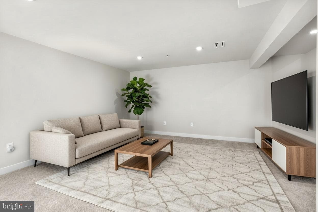 15542 Twin River Circle photo 37