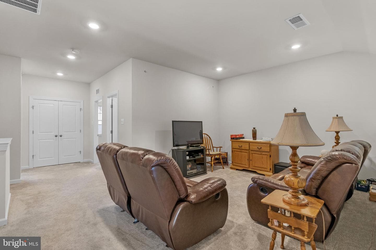 12129 American Chestnut Road photo 17
