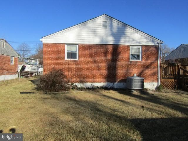 2415 Fordham Place photo 10