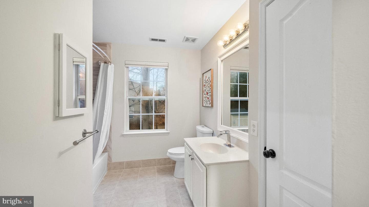 15528 Orchard Run Drive photo 22