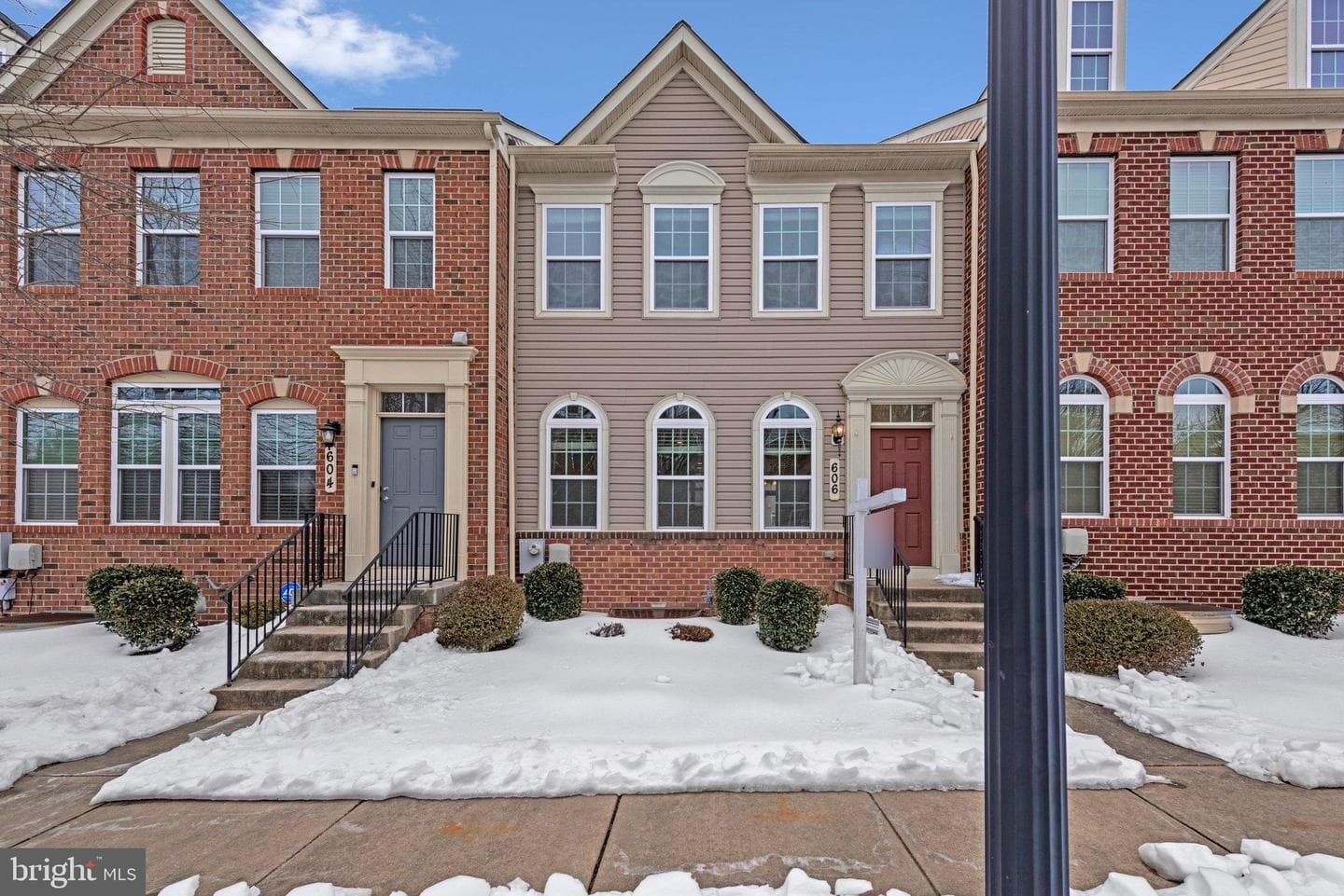 606 Chance Place photo 2