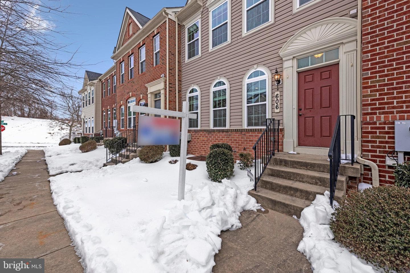 606 Chance Place photo 3