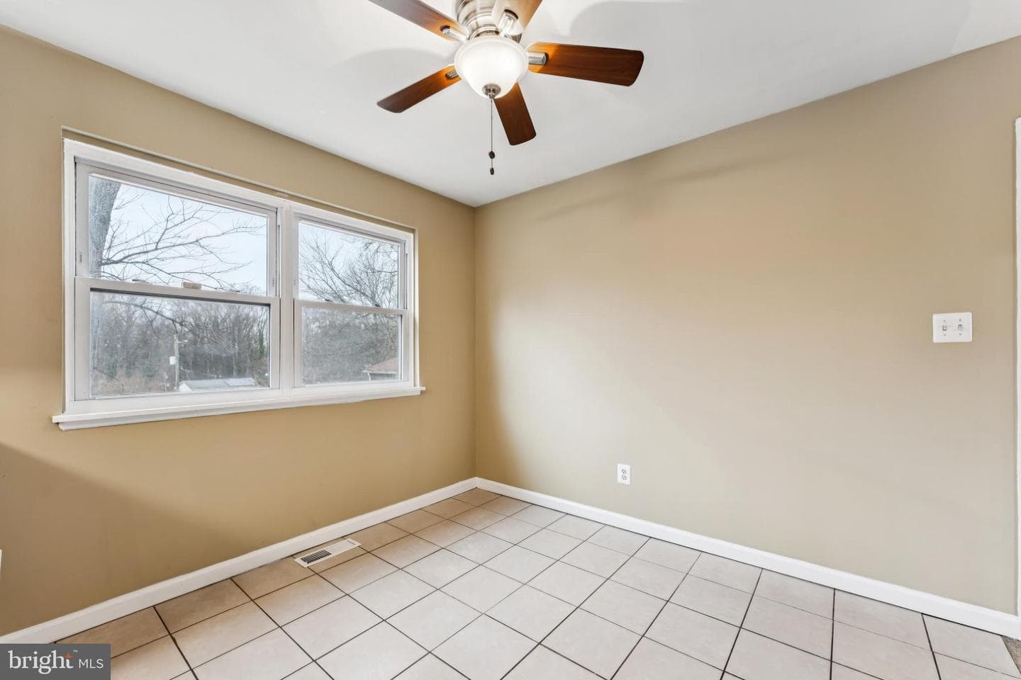 1022 Carrington Avenue photo 10