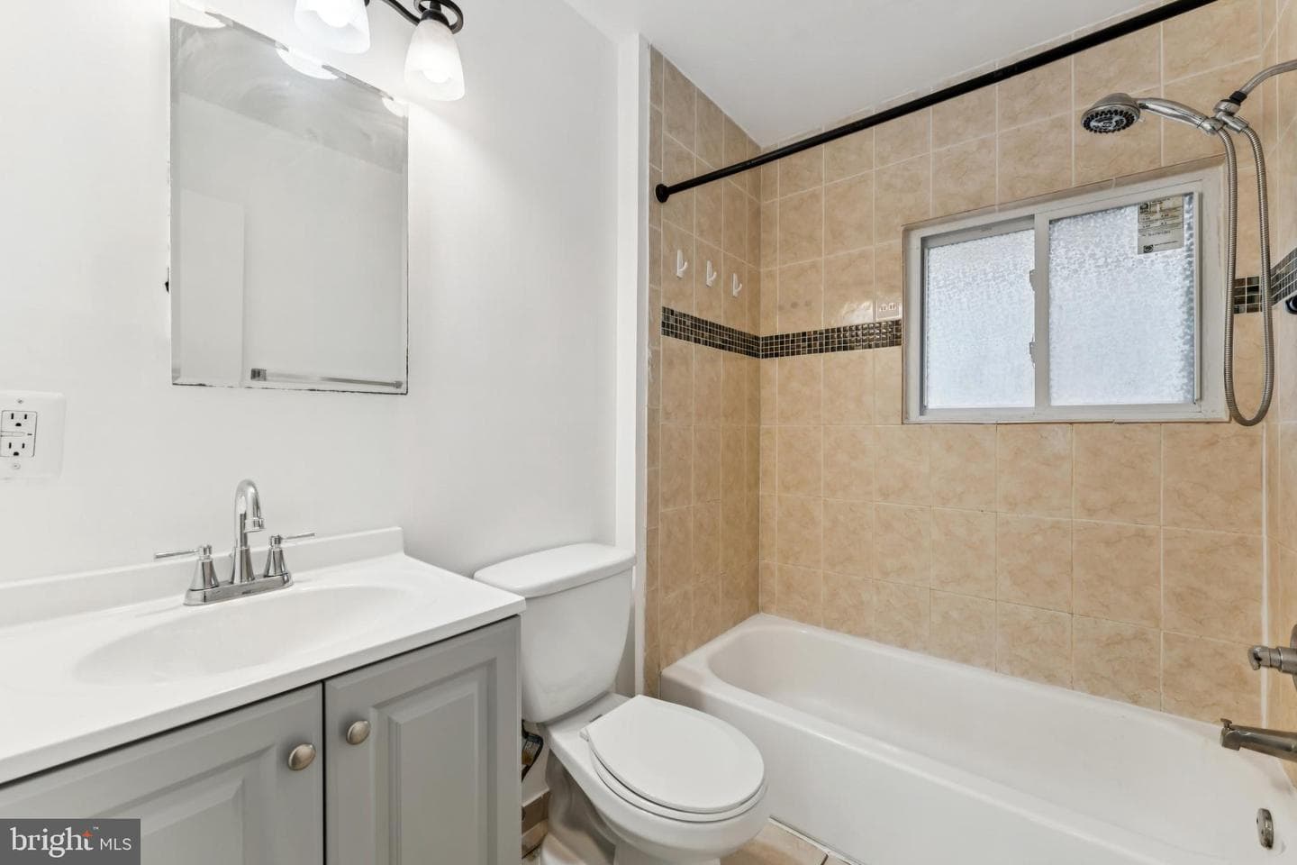 1022 Carrington Avenue photo 14