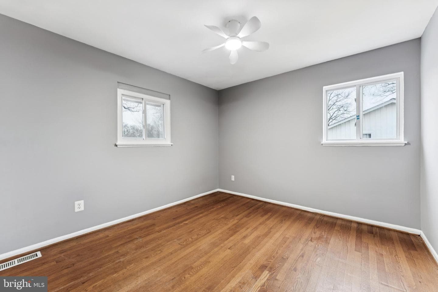 1022 Carrington Avenue photo 15