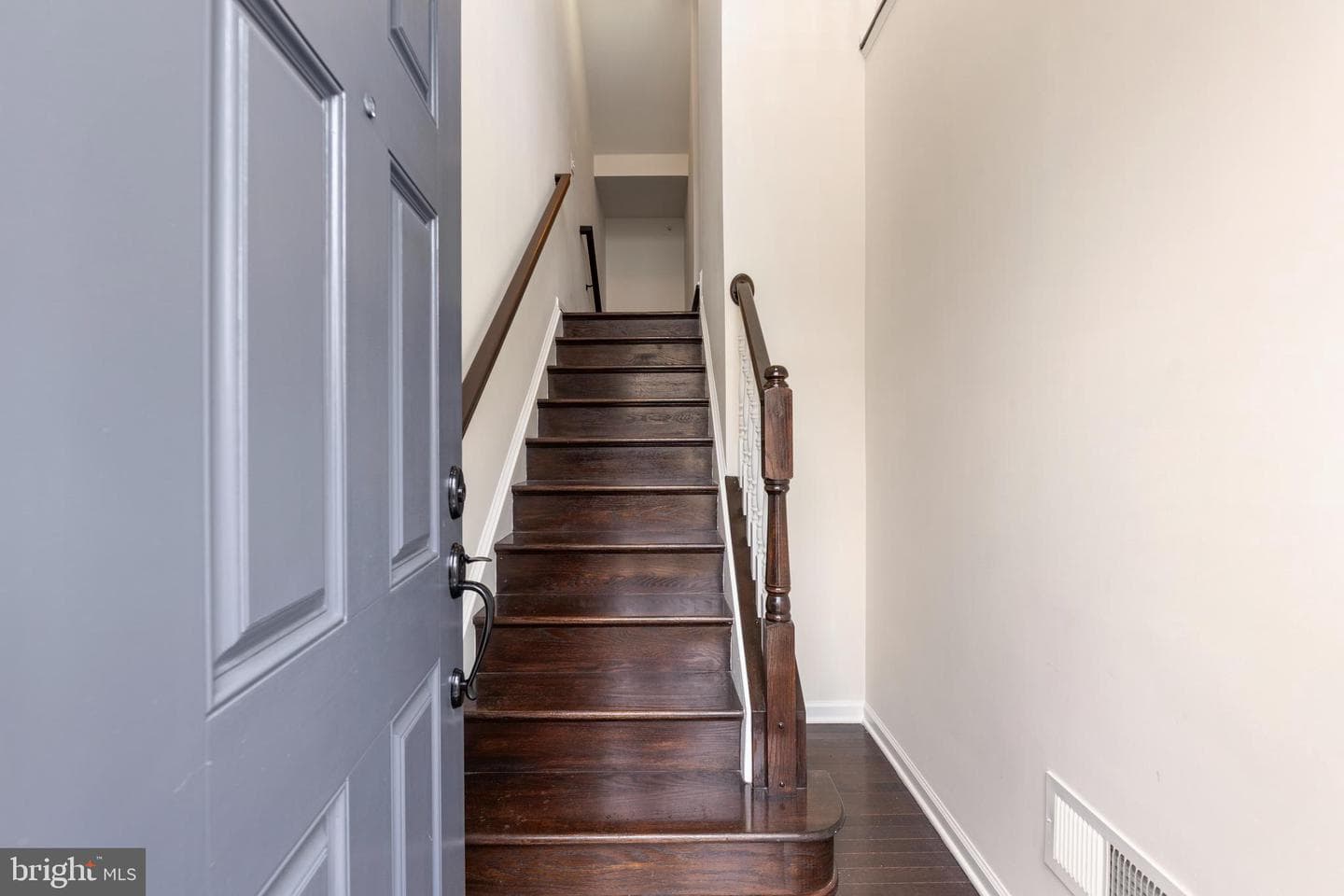 4506 Grazing Way photo 4