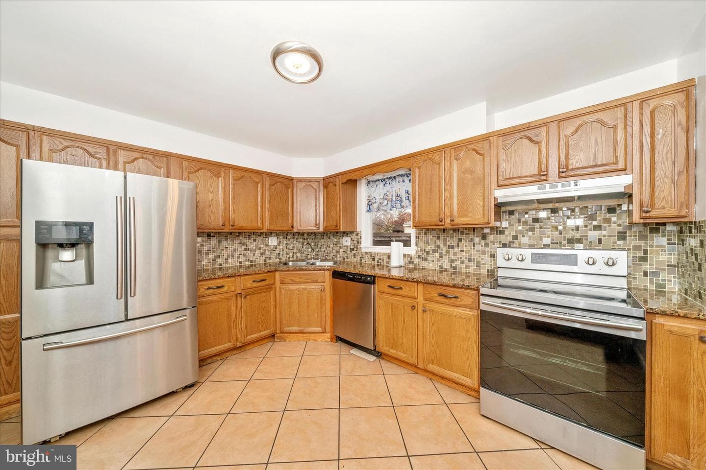 5821 Mentana Street photo 11