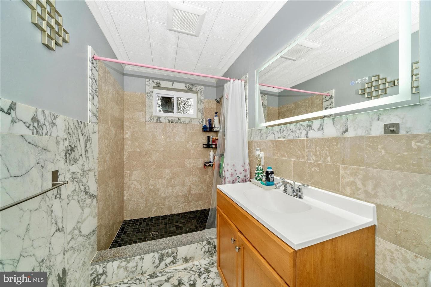 5821 Mentana Street photo 36