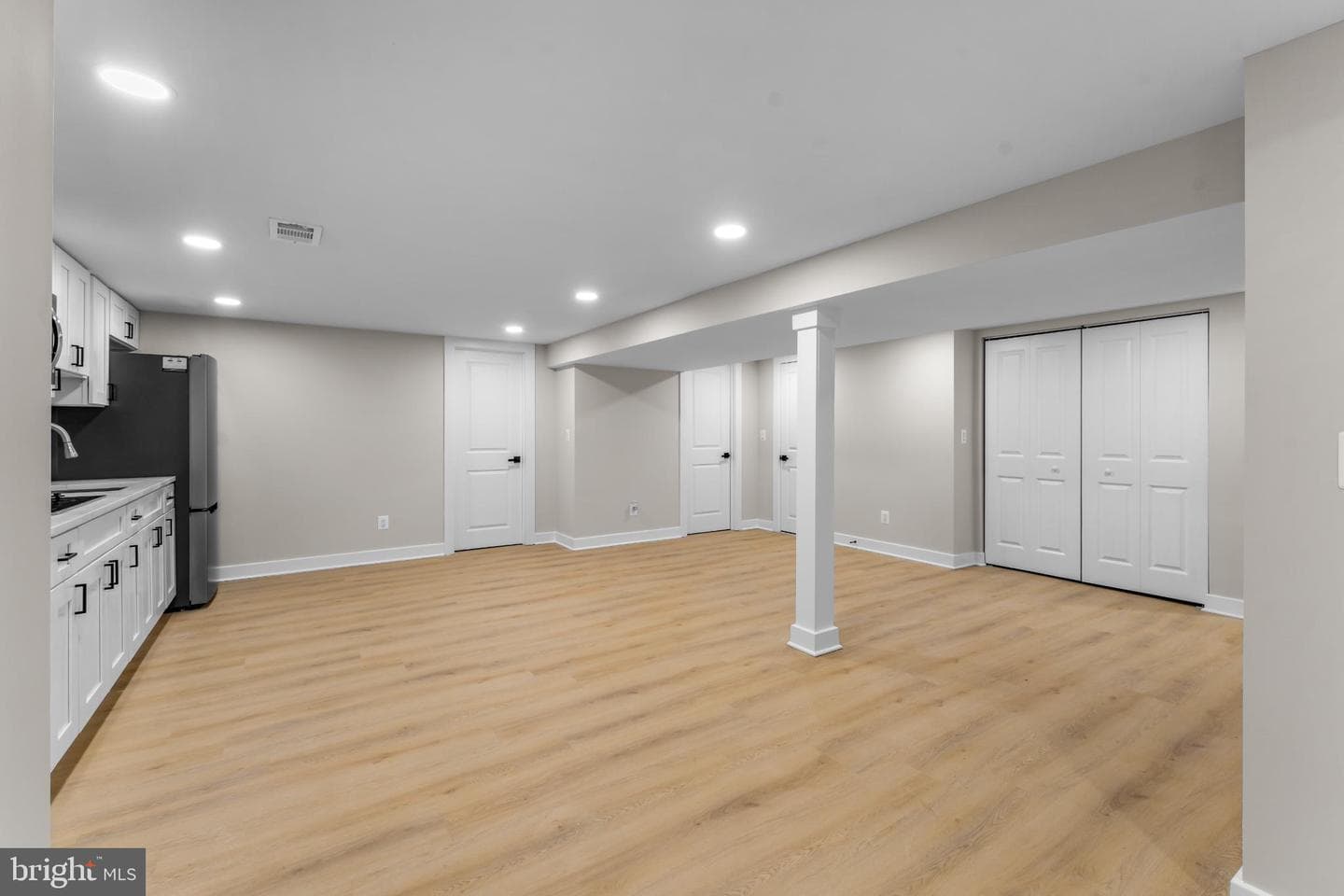 6406 Elmhurst Street photo 30