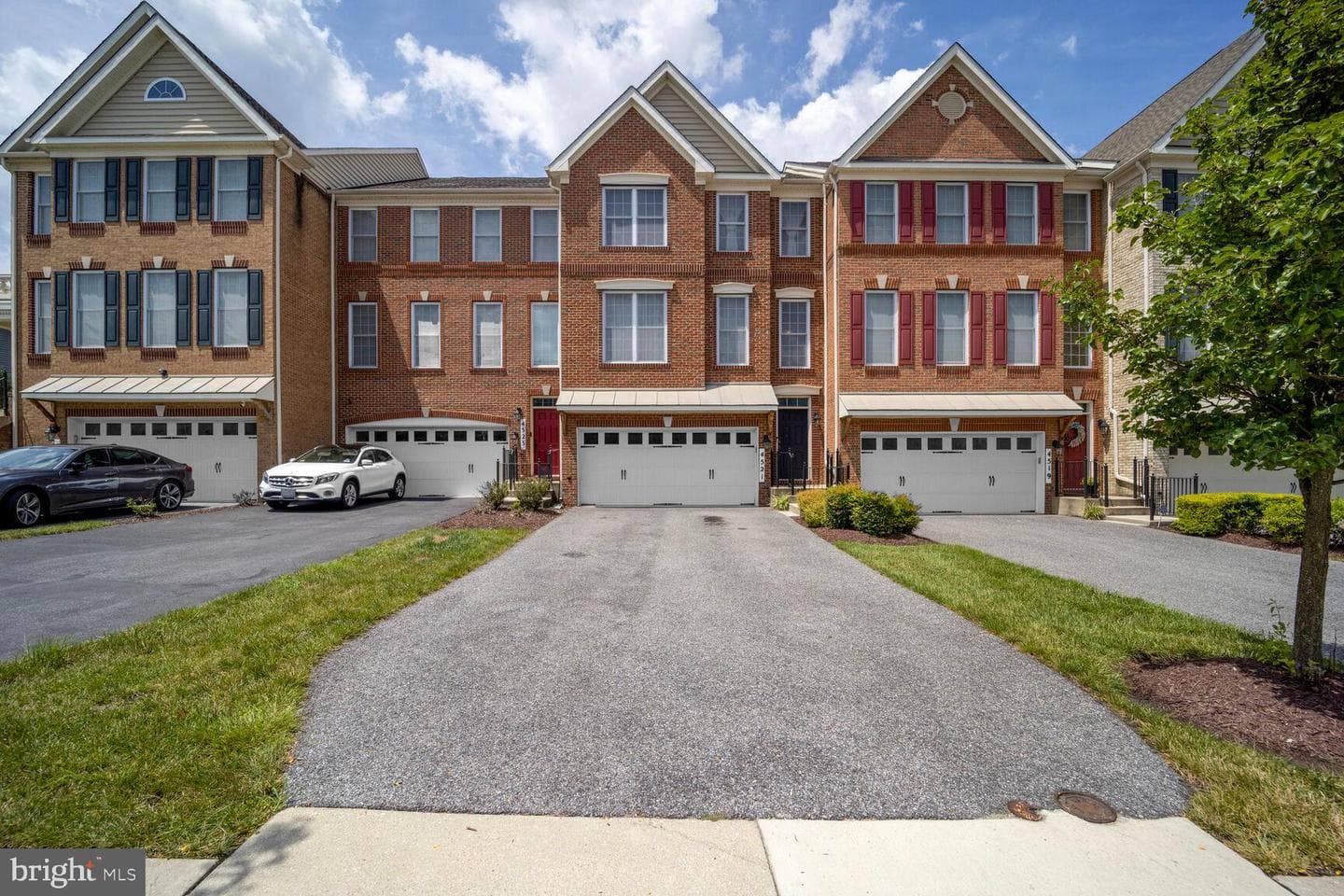 4521 Thoroughbred Drive photo 1