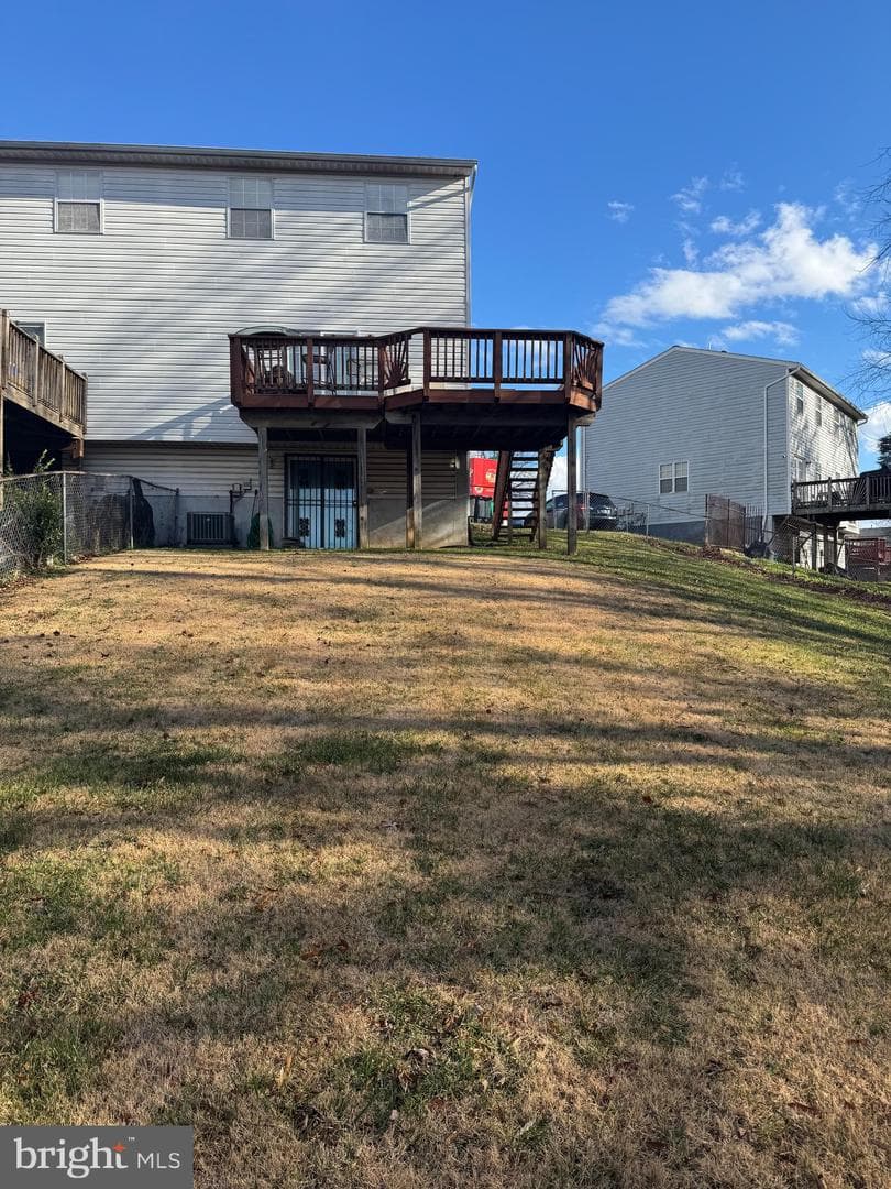 6703 Central Hills Terrace photo 4