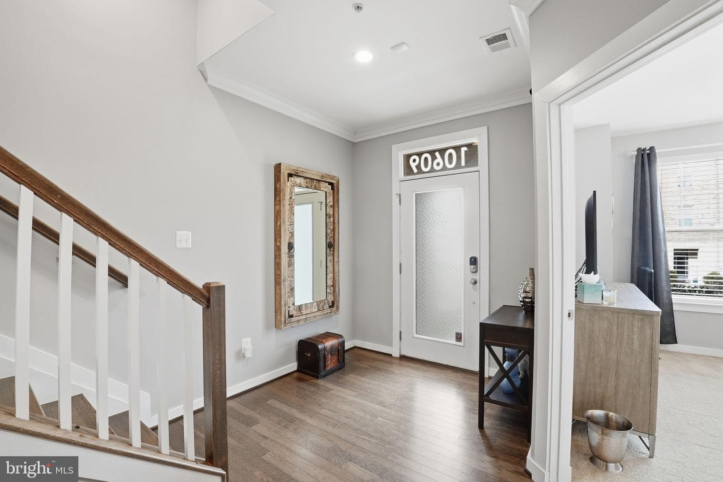 10609 Observatory Place photo 2