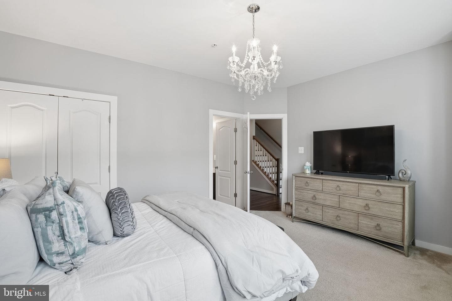 10609 Observatory Place photo 9