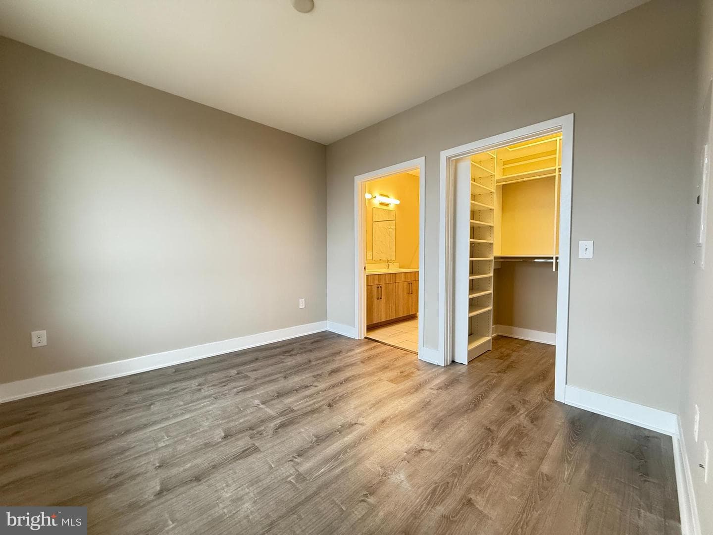 145 Riverhaven Drive #541 photo 16