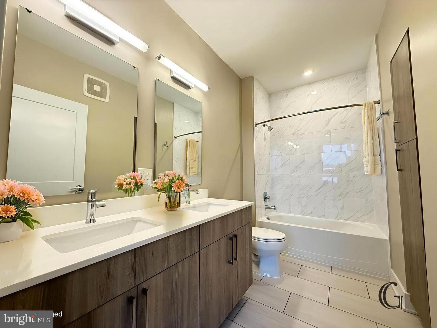 145 Riverhaven Drive #541 photo 5