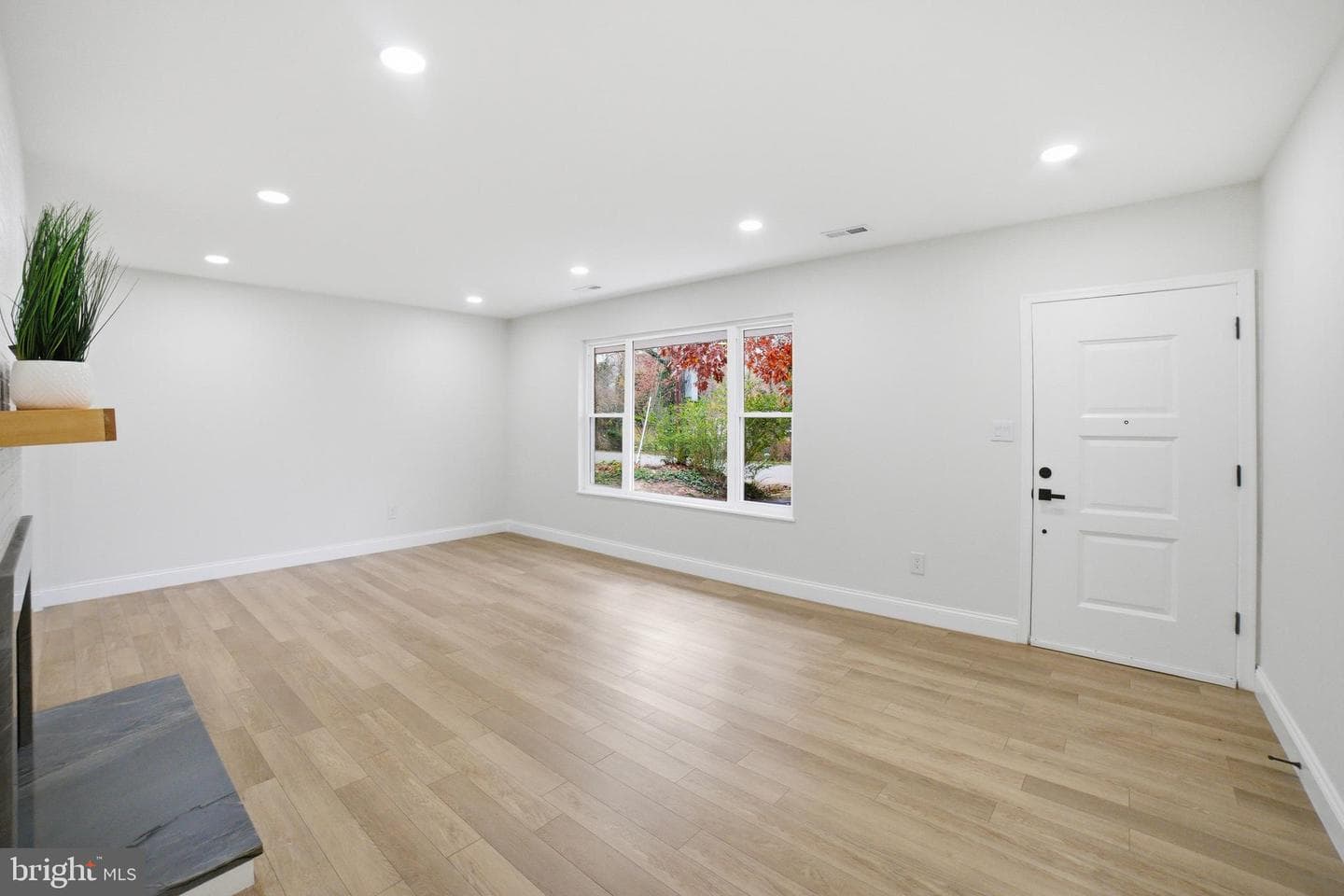 12806 Monroe Avenue photo 4