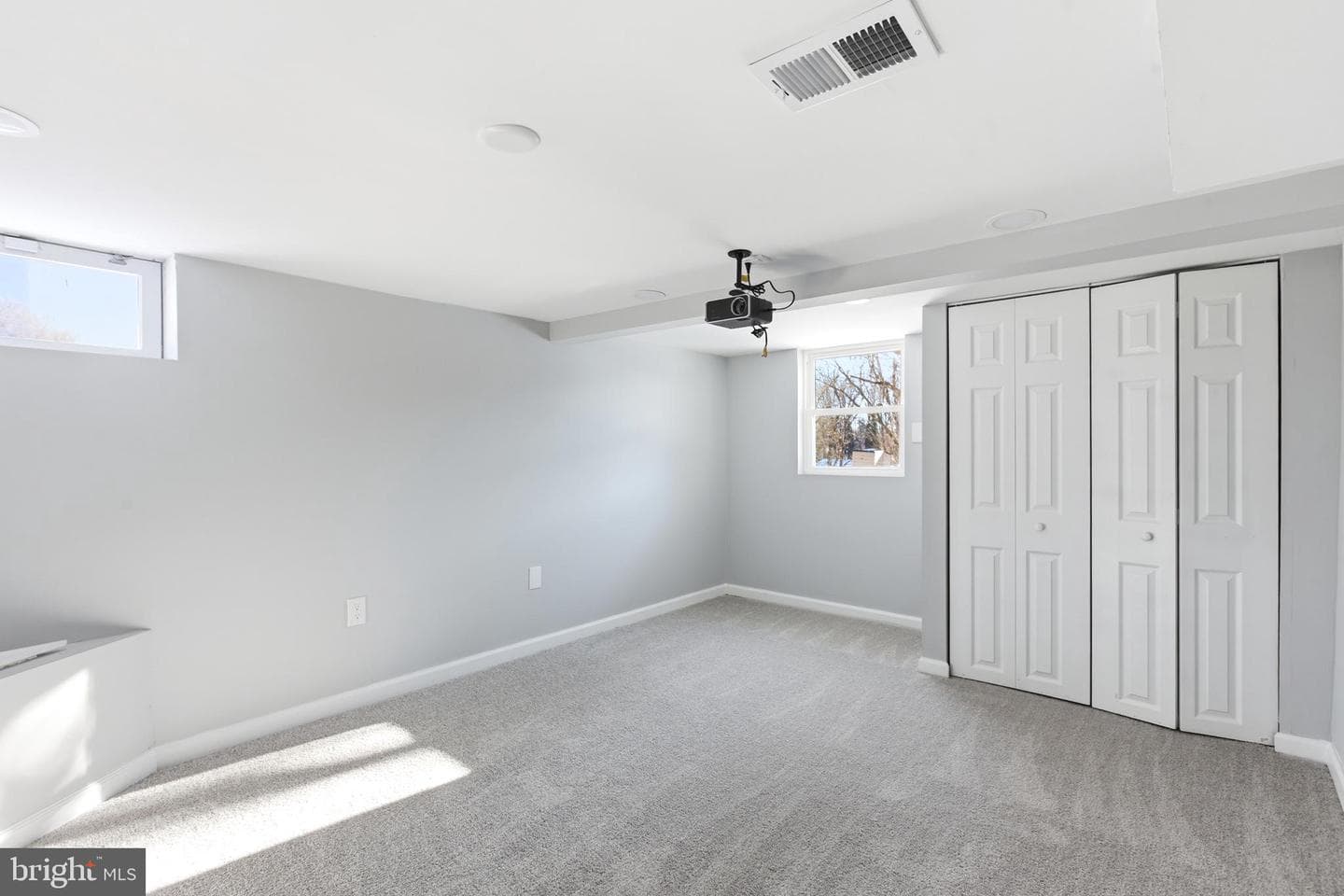 1020 Carrington Avenue photo 27