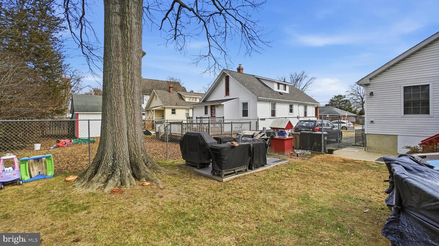 509 4th Street photo 25