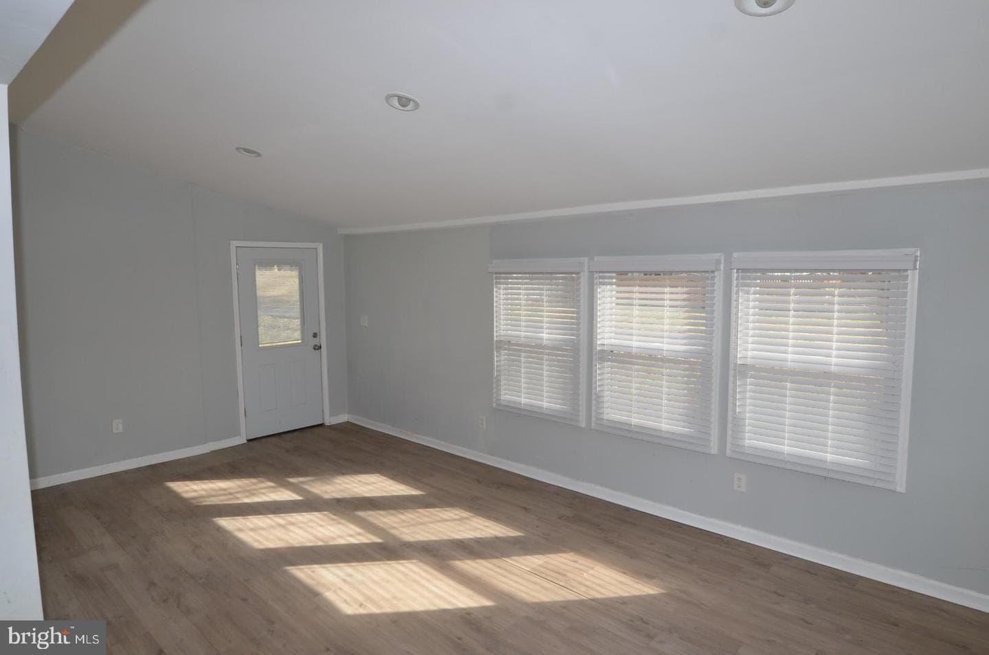 11314 Tippett Road photo 9