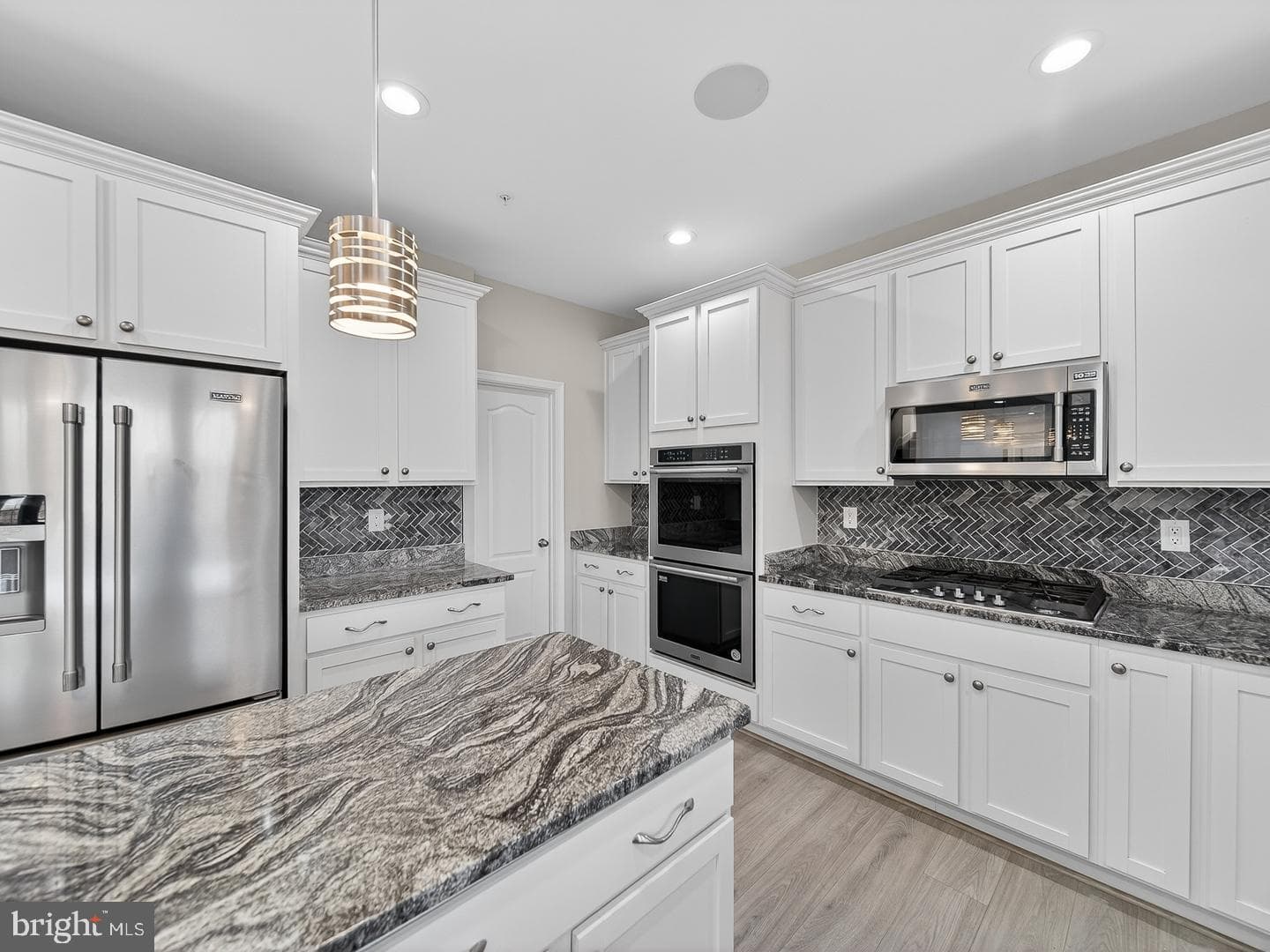 10612 Sir Brendan Avenue photo 31