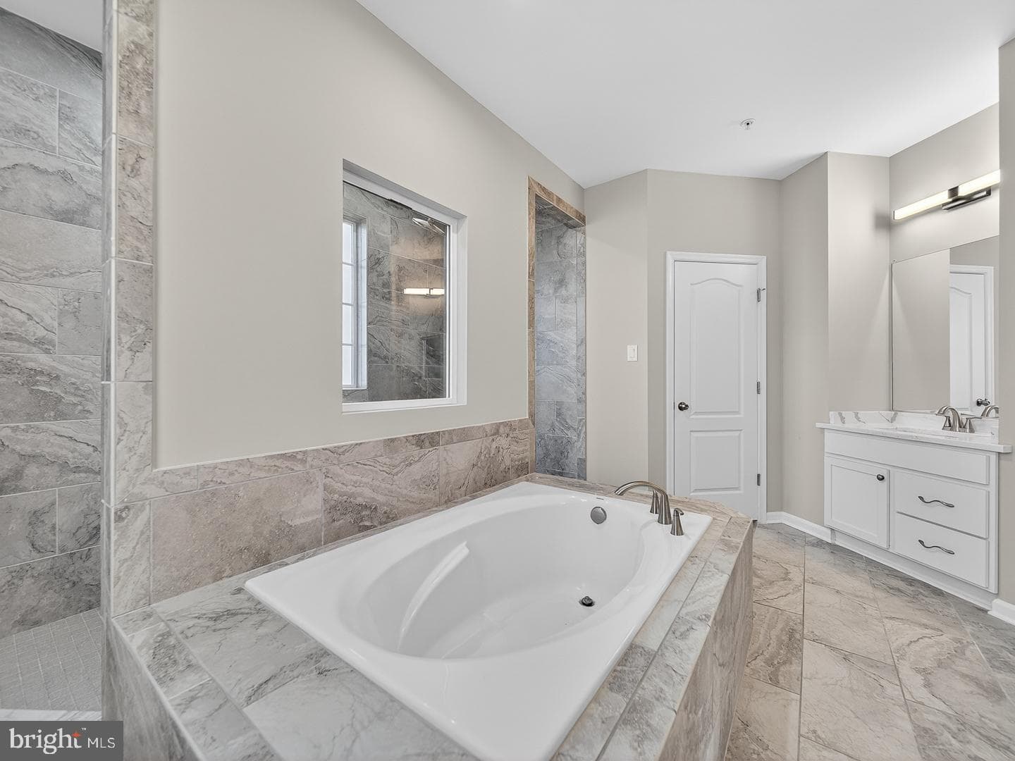 10612 Sir Brendan Avenue photo 41