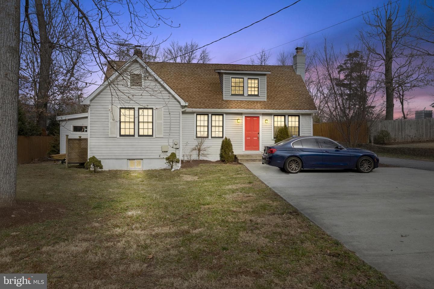 9226 Fowler Lane photo 2