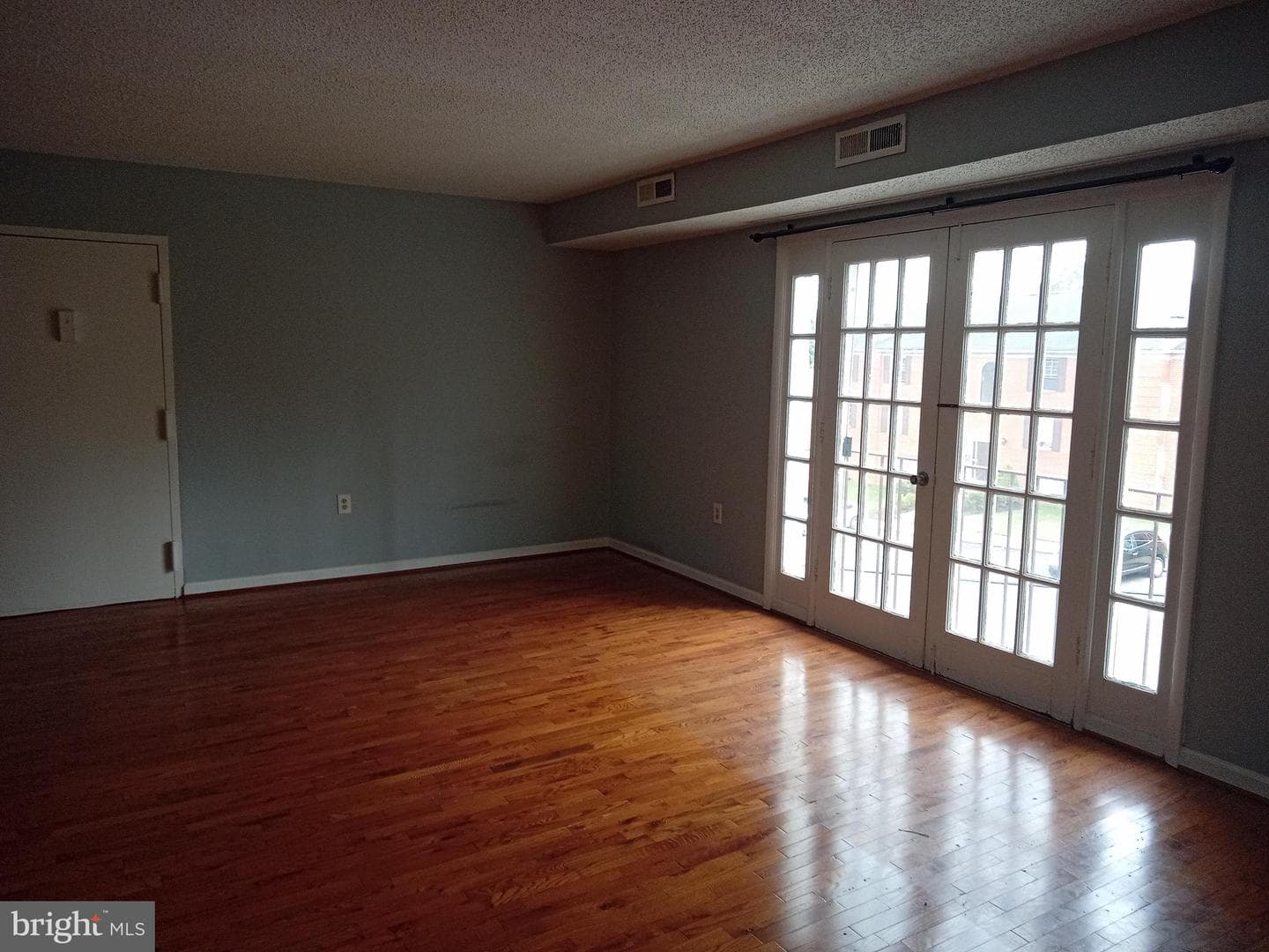 3803 Swann #304 photo 6