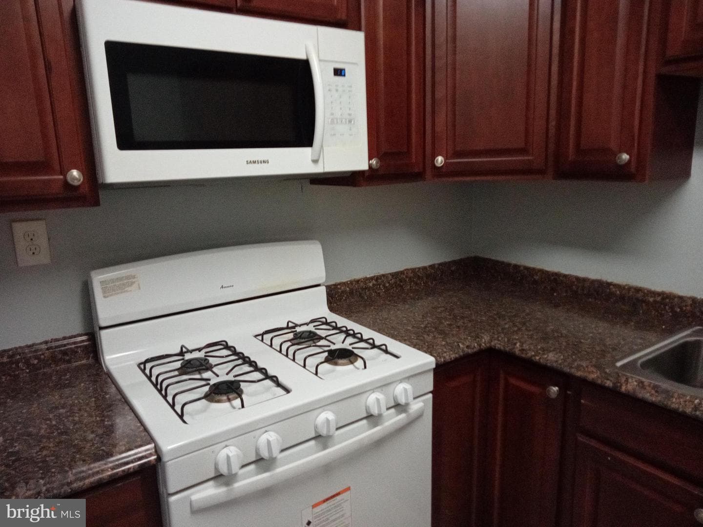 3803 Swann #304 photo 8